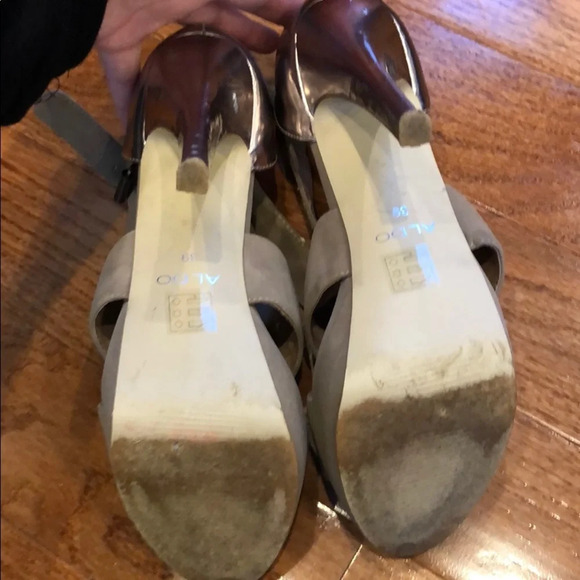 Aldo Tan Heels - Picture 7 of 7